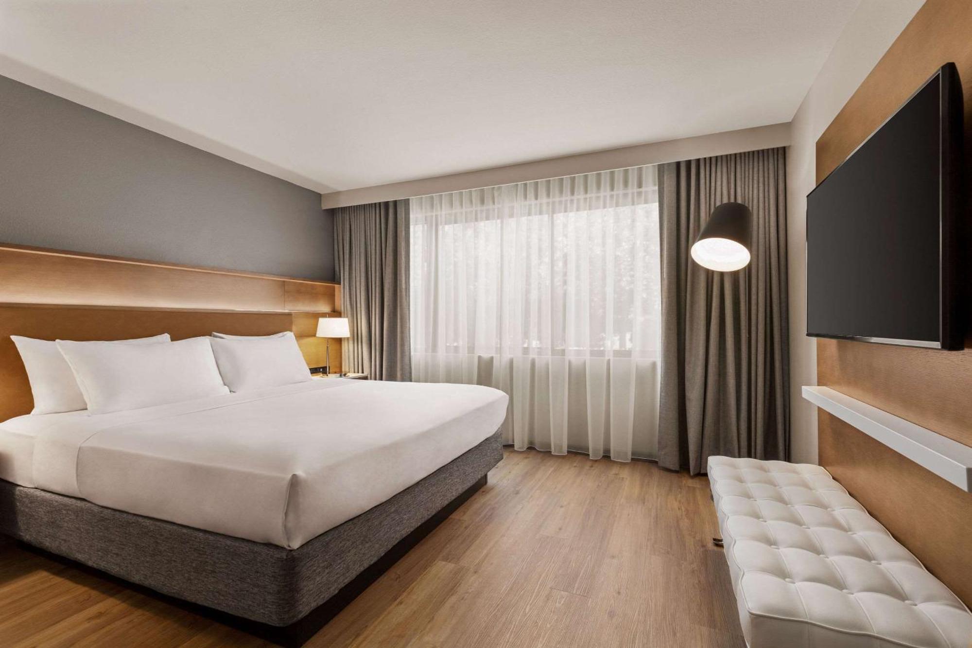 Radisson Hotel Sunnyvale - Silicon Valley Экстерьер фото