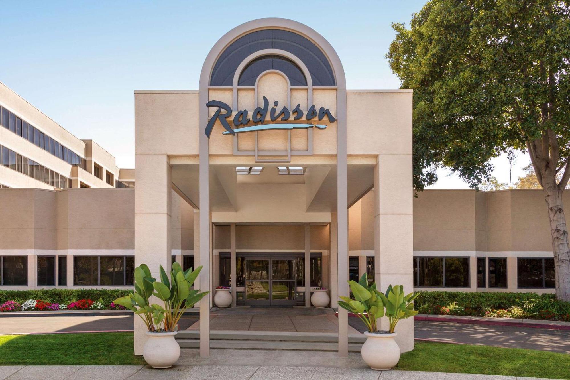 Radisson Hotel Sunnyvale - Silicon Valley Экстерьер фото