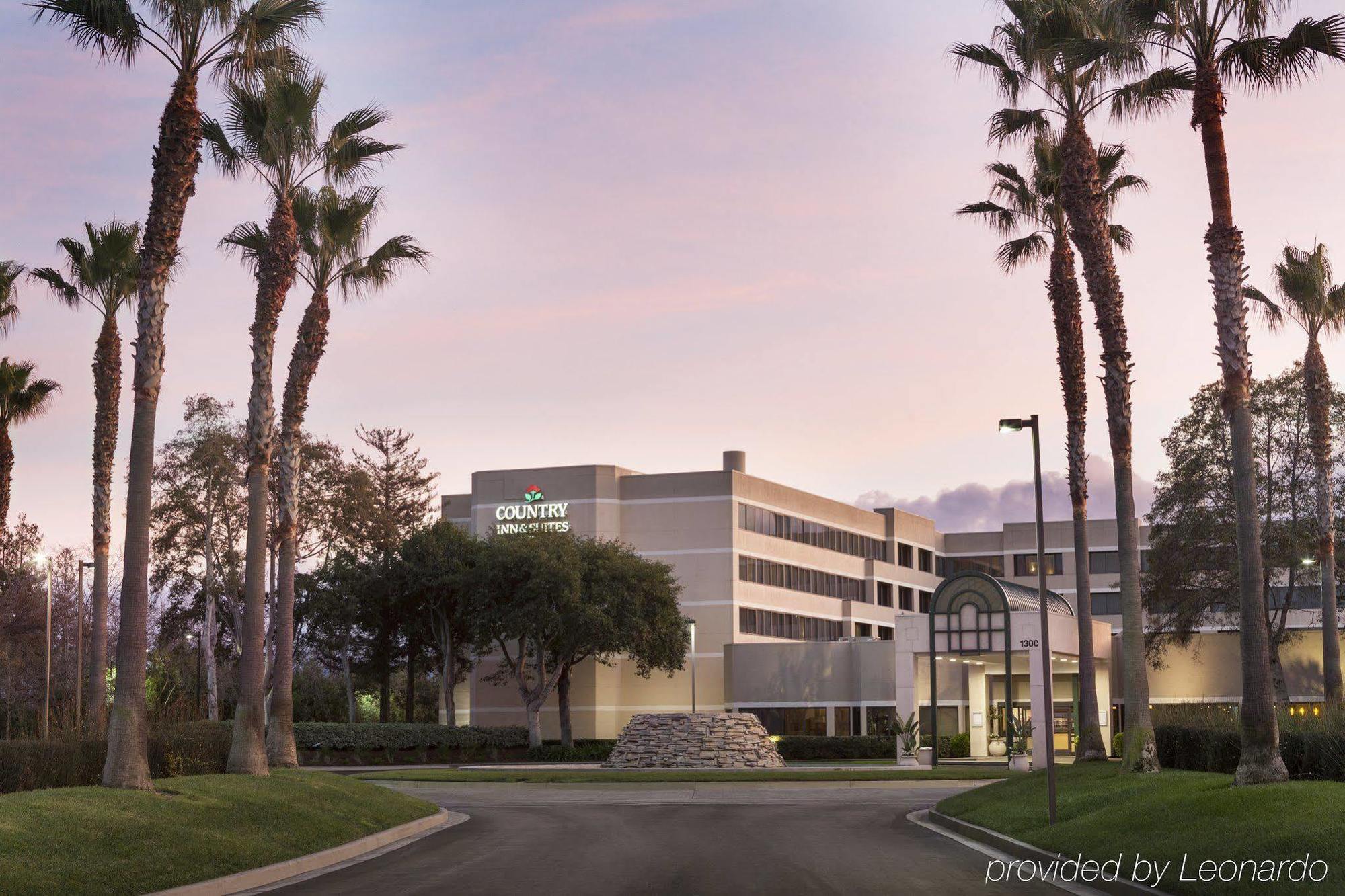 Radisson Hotel Sunnyvale - Silicon Valley Экстерьер фото